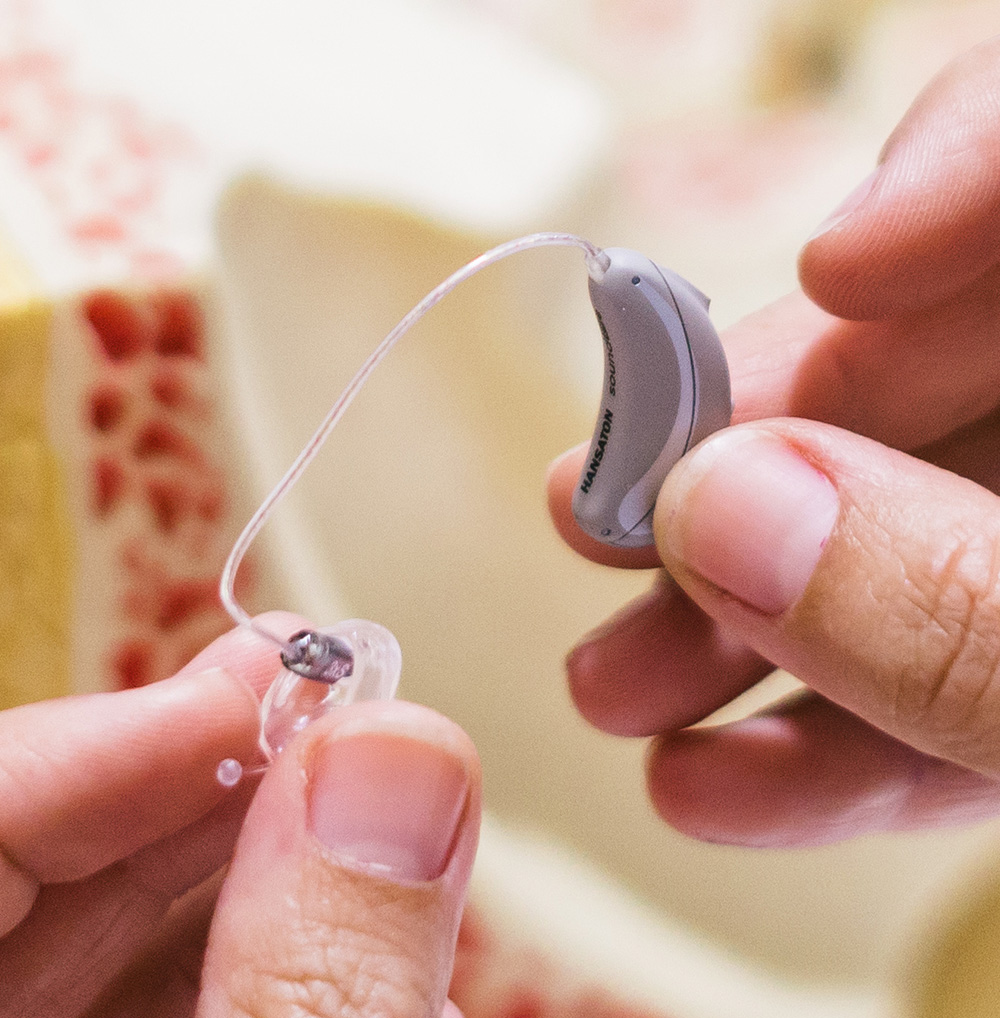 SmartAudiology-Hearing-Aids-Home